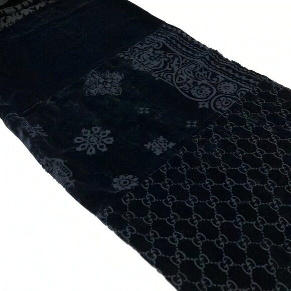 Auth GUCCI - Dark Navy Silk Rayon Scarf - Picture 5 of 6